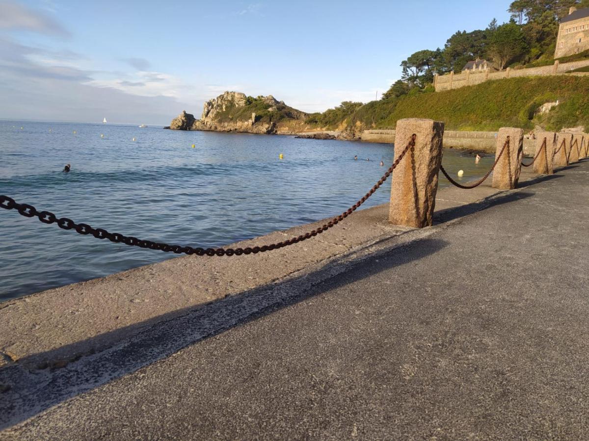 Appartement Vue Mer, Rdc, Plage De Trestrignel Perros-Guirec Exterior photo